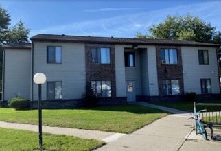 Building Photo - 505 Oakview Dr