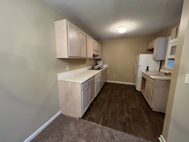 Building Photo - 2624 Guyer St