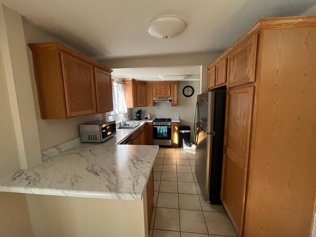 Primary Photo - 101 C St