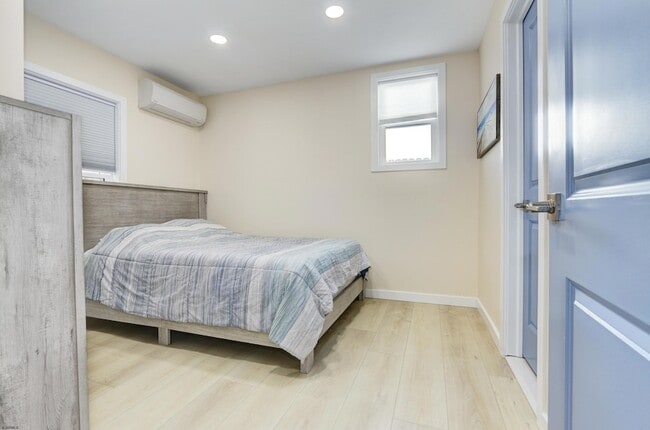 Building Photo - 125 N Wissahickon Ave