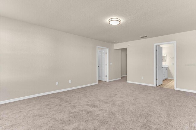 Building Photo - 5782 Waterman Path