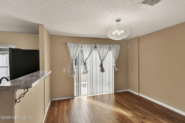 Building Photo - 3754 Verde Gardens Cir