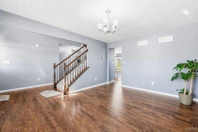 Building Photo - 463 Dusty Brook Dr