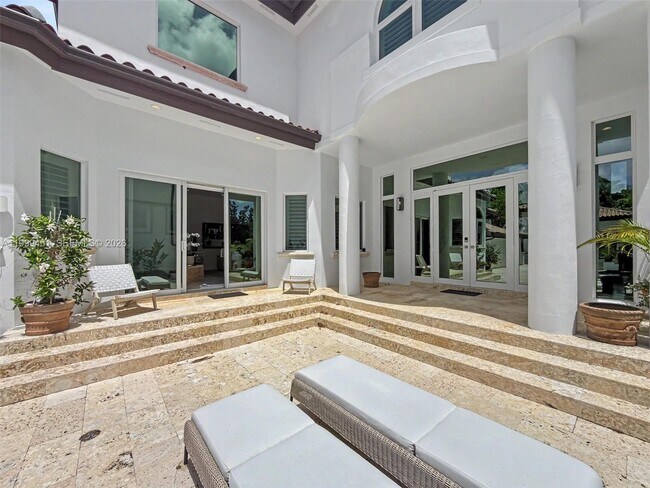 Building Photo - 13689 Deering Bay Dr