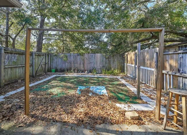 Building Photo - 2bd/2bth Fort Walton Beach Townhome