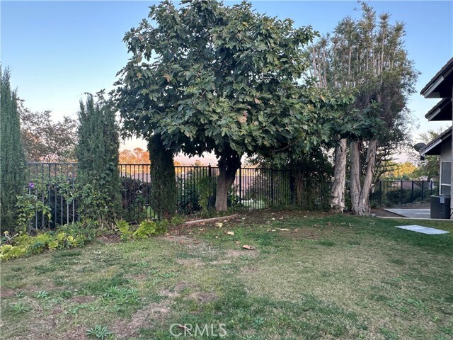 Building Photo - 2124 Wildwood Ct