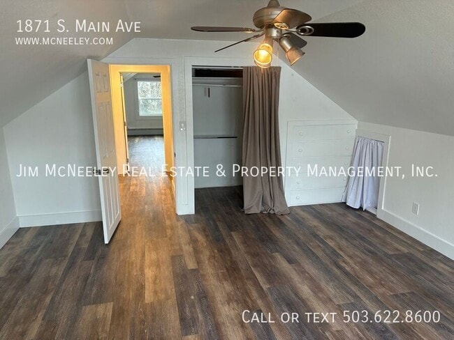 Building Photo - 1871 S Main Ave