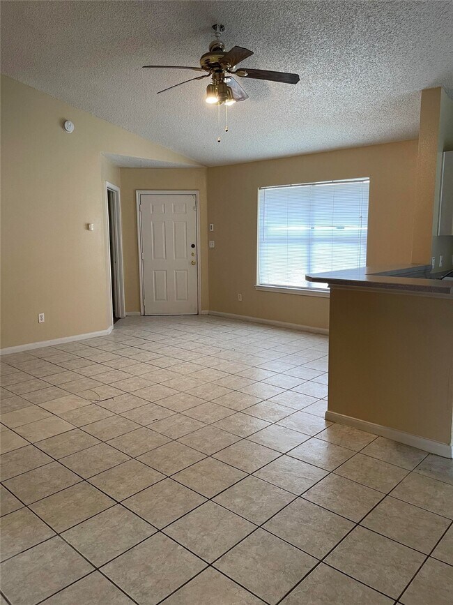 Building Photo - 4647 Croker Ridge Rd