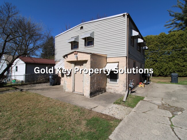 Building Photo - 1316 E 7th St