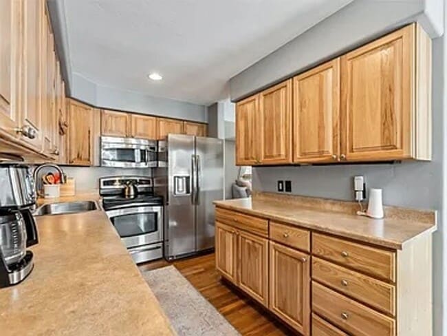 Building Photo - Long Term Rental- Woodworks 6726