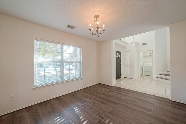Building Photo - 17210 Double Lilly Dr