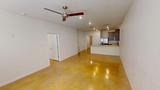 Building Photo - 907 Switchgrass Dr