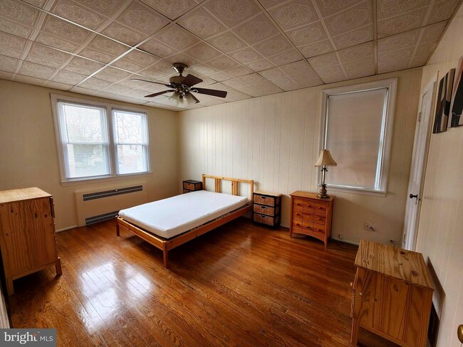 Building Photo - 203 Wilden Dr