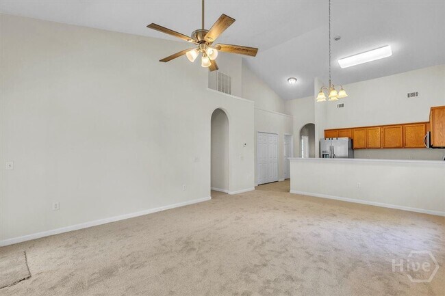 Building Photo - 56 Stonelake Cir