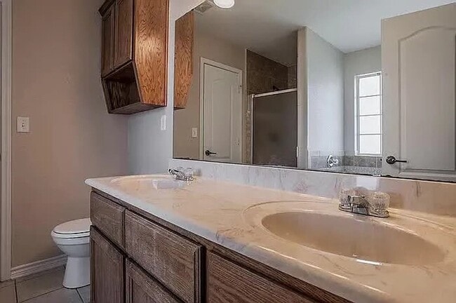 Building Photo - AVAILABLE SOON!