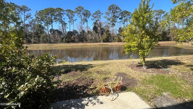 Building Photo - 20 BELLA LAGO Cir