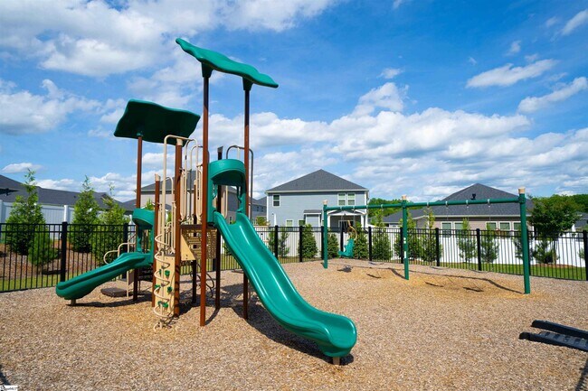 Building Photo - 1029 Killian St