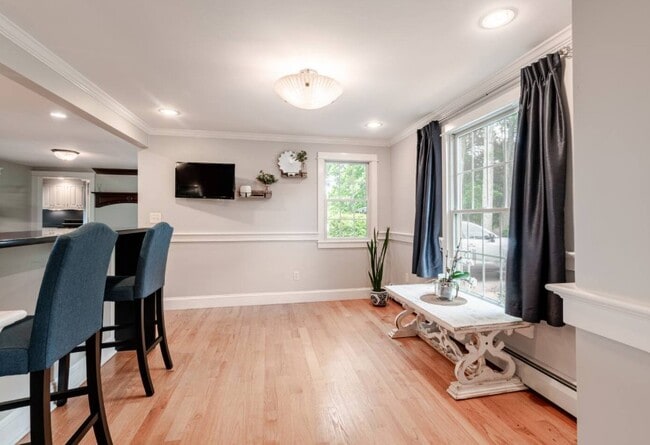 Building Photo - 45 Indian Hill Ave