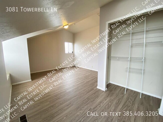 Building Photo - 3081 Towerbell Ln