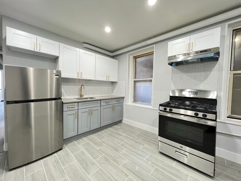 141 Park Ave 3 - 145 Park Ave