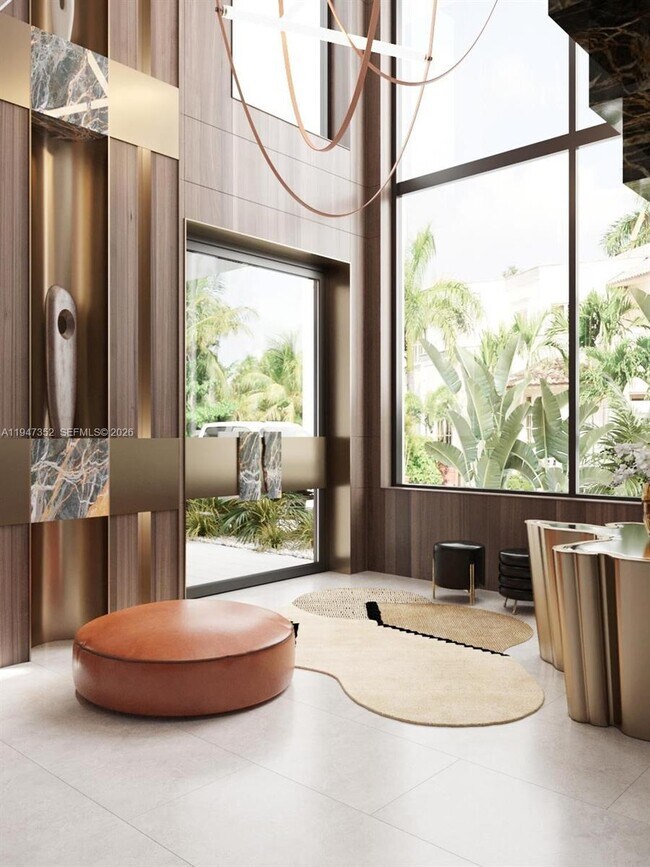 Building Photo - 2305 N Riverside Dr