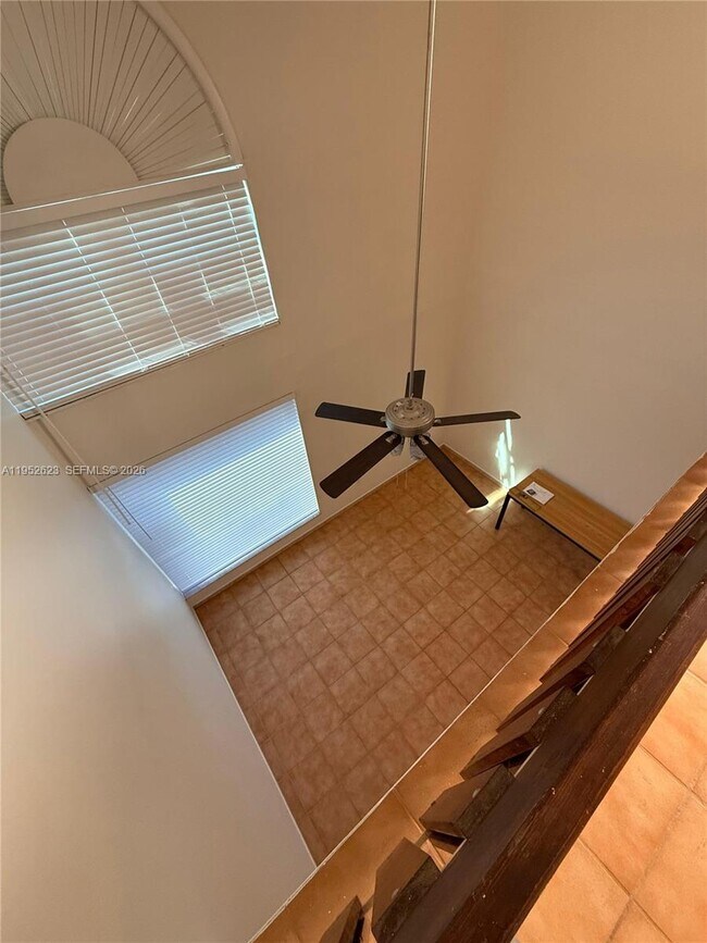 Building Photo - 10641 SW 108th Ave