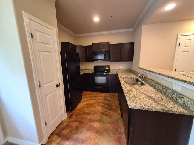 Building Photo - 6309 Attucks Ln