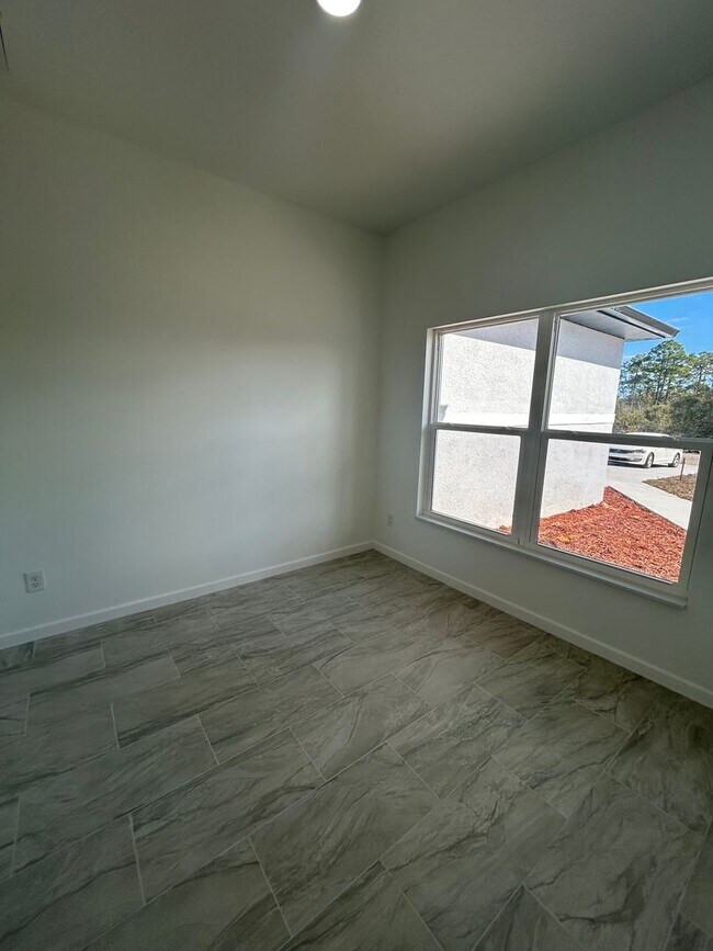 Building Photo - JUST BUILT! Spacious 4Bd /2Ba /2CG Single Family Home