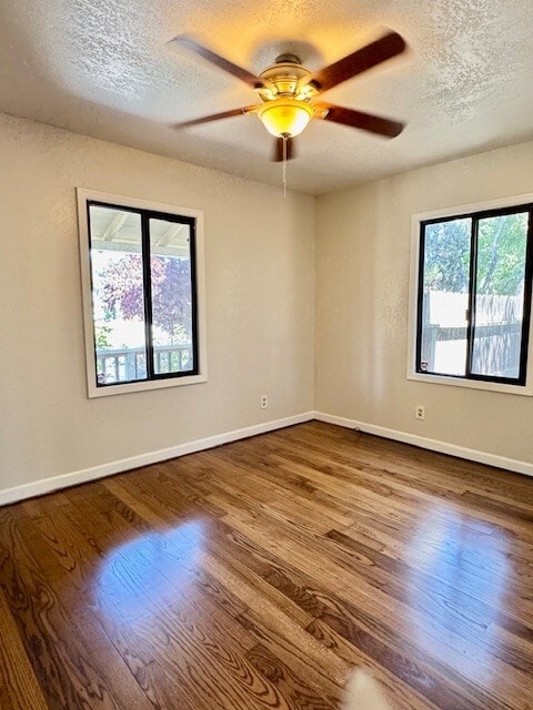 Building Photo - 1458 Santa Clara Ave