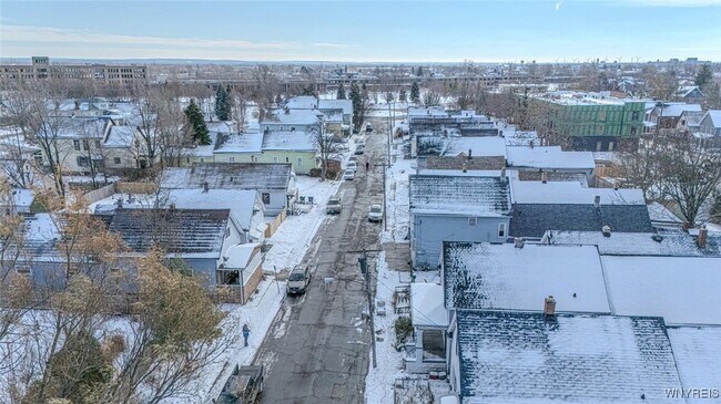 Building Photo - 62 Sweet Ave