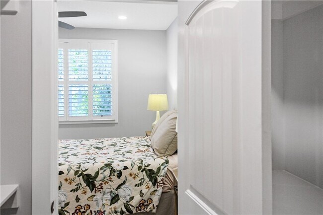 Building Photo - 905 Wayne St