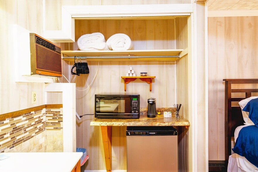 Building Photo - 90 Faulkner Rd