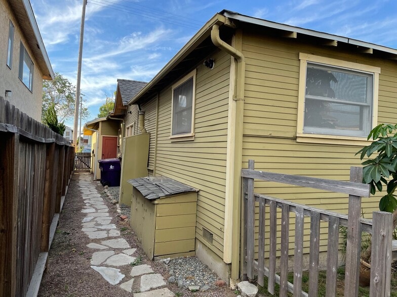 Path to 6th street - 3047 E 6th St