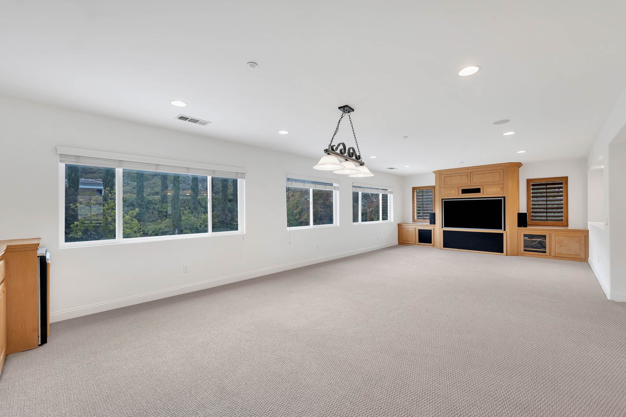 Upstairs Loft/Bonus Room - 12215 Delante Ct