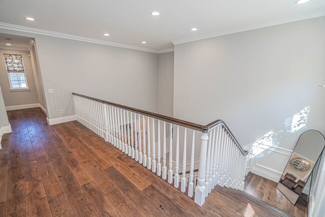 Building Photo - Spectacular 5-Bedroom Home with Private Po...