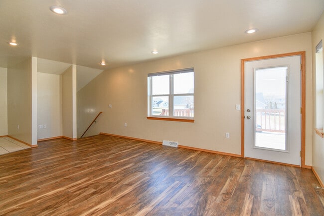 Building Photo - 235 Cavil Way