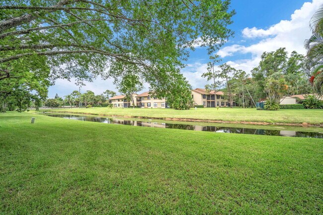 Building Photo - 12970 Dartford Trail