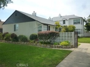 Building Photo - 15709 Brighton Ave