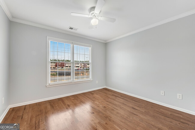 Building Photo - 299 Water Oak Pl