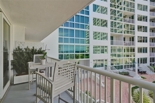Building Photo - 5401 Collins Ave