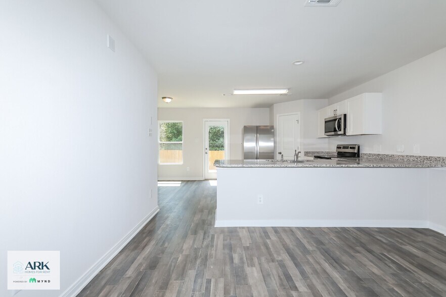 Building Photo - 14178 Green Wing Cir
