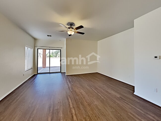 Building Photo - 298 E Calle Puente Lindo