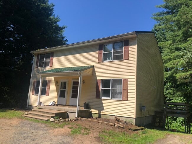 Primary Photo - 111 Hamilton St