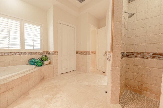 Building Photo - 30825 Ortega Ln