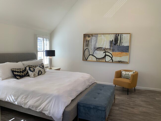 Master Bedroom - 7635 Draper Ave