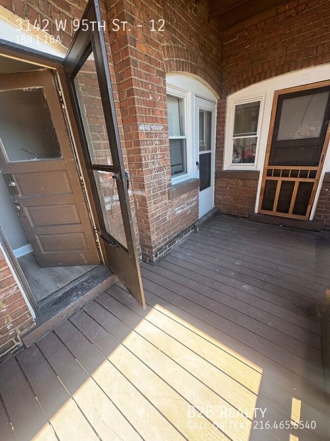 Building Photo - 3142 W 95th St