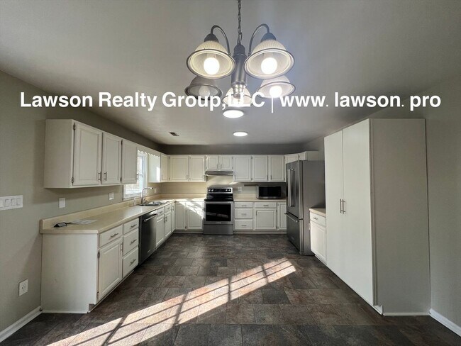 Building Photo - Peaceful Retreat- Homesteaders Dream-Botetourt County