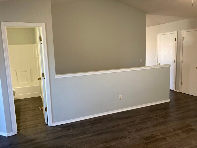 Building Photo - 9934 E Kinkaid Cir