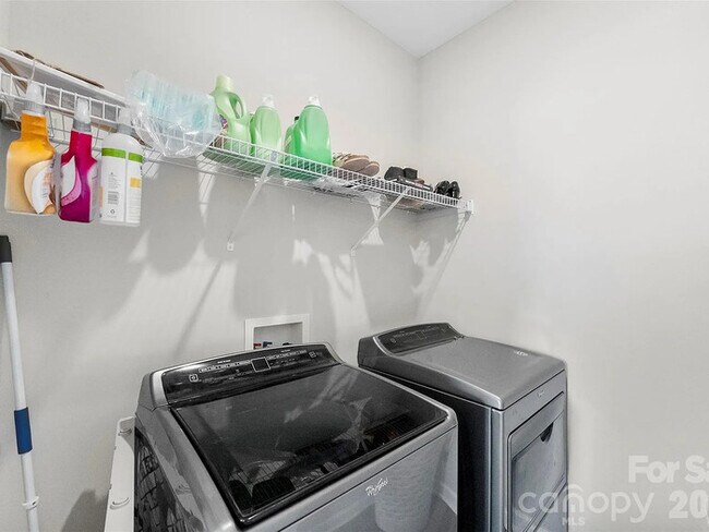 Building Photo - Earn Wealth While Leasing - Like a Homeowner - Lease to Own