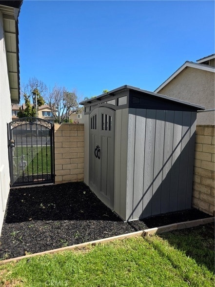 Building Photo - 13436 Cypress Ave